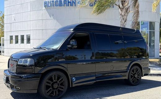 2017 GMC Savana 2500