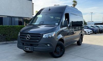 2025 Mercedes-Benz Sprinter 907 VS30 Passenger