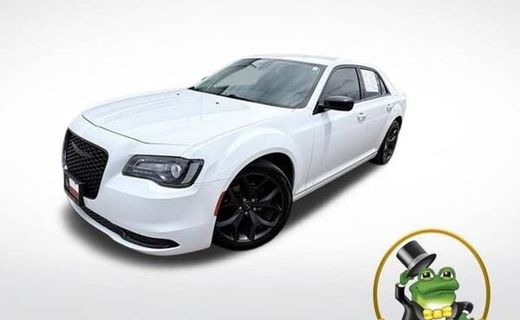 2021 Chrysler 300 Touring