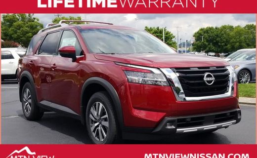 2022 Nissan Pathfinder SL