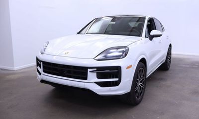 2024 Porsche Cayenne Coupe