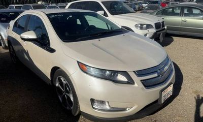 2013 Chevrolet Volt Premium