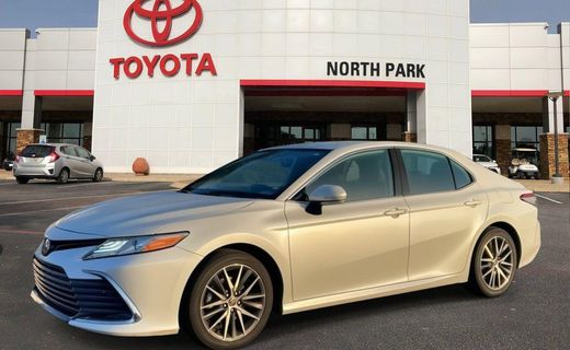 2023 Toyota Camry XLE