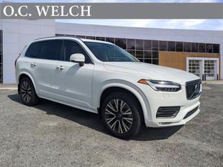 2020 Volvo XC90 Momentum