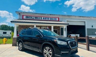 2020 Subaru Ascent Limited 7 ES