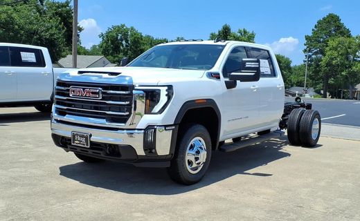 2026 GMC Sierra HD SLE