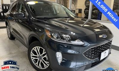 2022 Ford Escape SEL