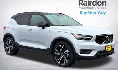 2021 Volvo XC40 R Design