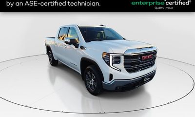 2025 GMC Sierra SLT