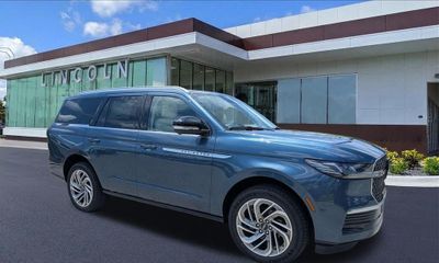 2027 Lincoln Navigator Reserve