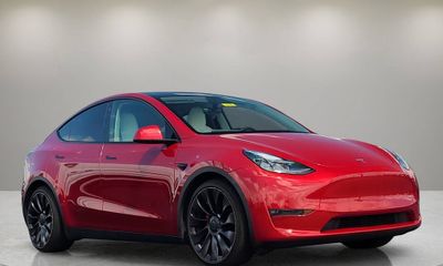 2022 Tesla Model Y Performance