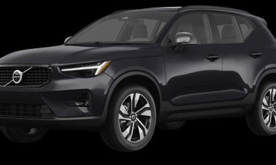 2026 Volvo XC40 Ultra Black Edition