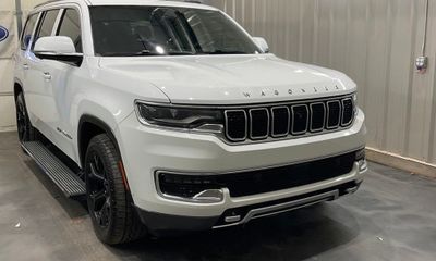 2022 Jeep Wagoneer Series III