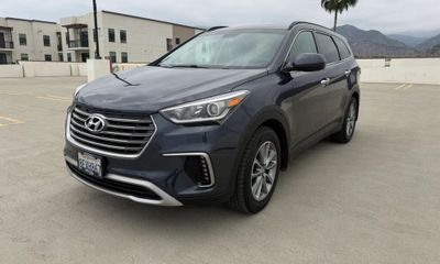 2018 Hyundai Santa FE SE Base