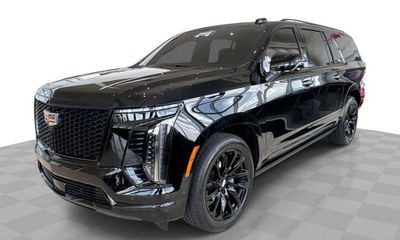 2025 Cadillac Escalade ESV Sport Touring PKG