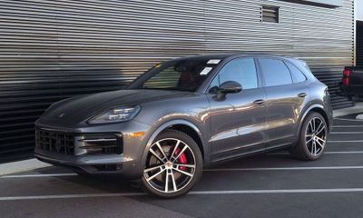 2025 Porsche Cayenne S