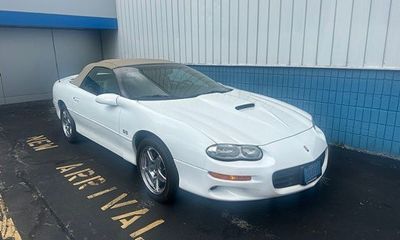 2000 Chevrolet Camaro Sport