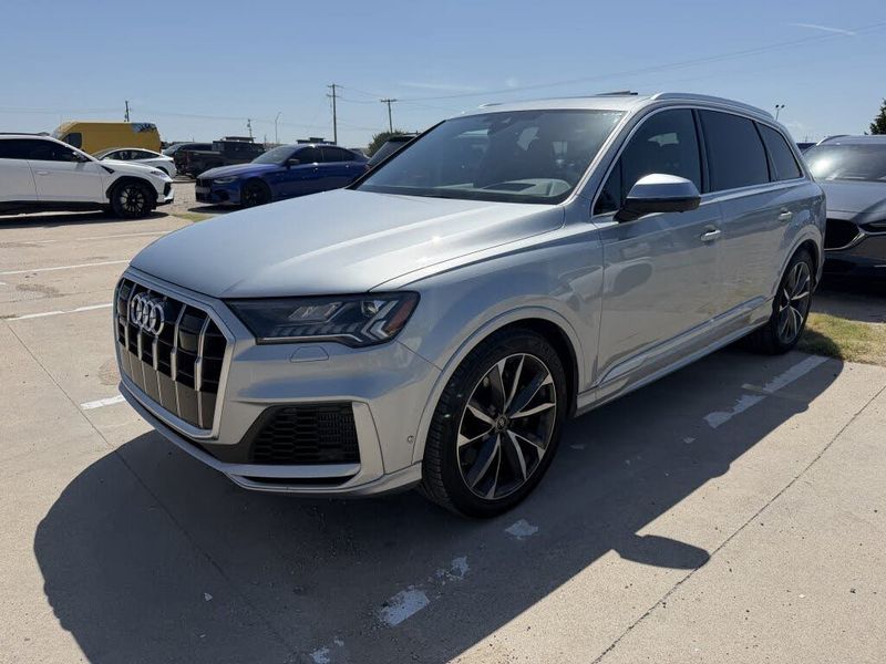 2024 Audi SQ7 — a typically priced live listing