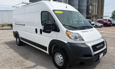 2021 Nissan NV SV V6
