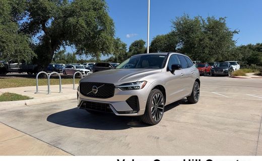 2026 Volvo XC60 Ultra Dark