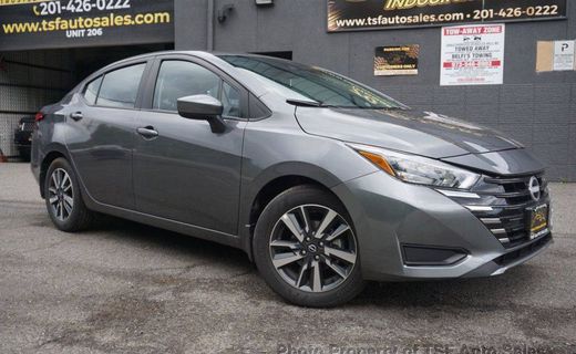 2025 Nissan Versa SV