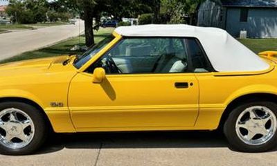 1993 Ford Mustang LX