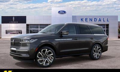 2027 Lincoln Navigator Reserve