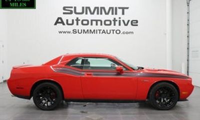 2011 Dodge Challenger SRT8