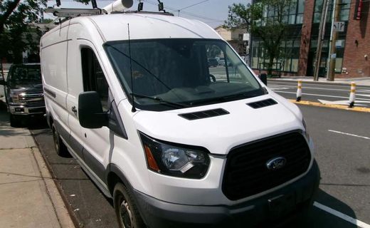 2018 Ford Transit 250 Medium Roof