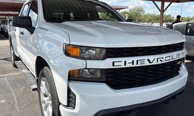 2021 Chevrolet Silverado Custom