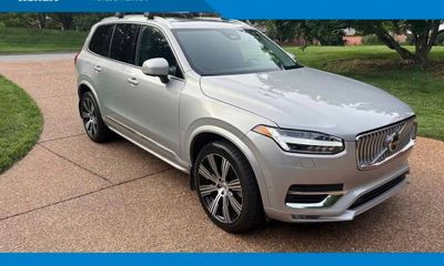 2023 Volvo XC90 Ultimate Bright