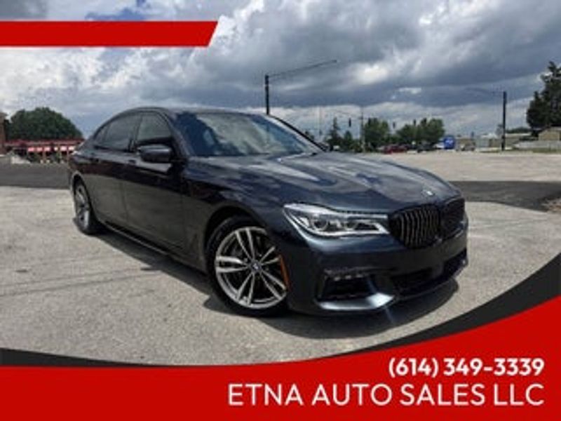 Representative 2017 BMW 750i, B7 photo