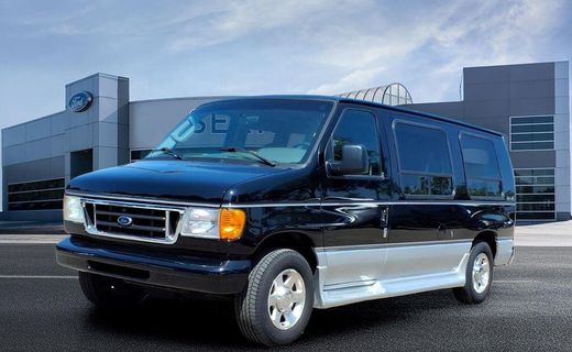 2005 Ford E-150