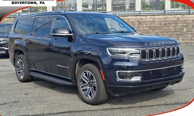 2025 Jeep Wagoneer L Base