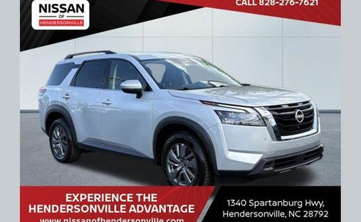 2024 Nissan Pathfinder SV