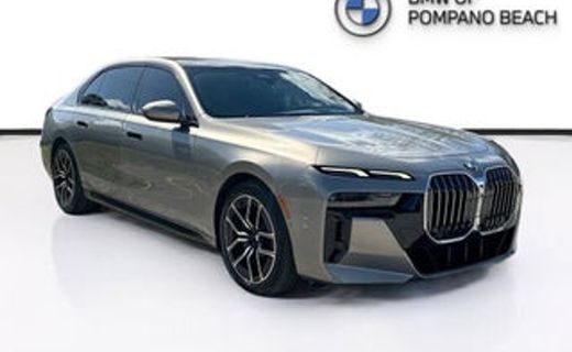 2023 BMW 760i xDrive