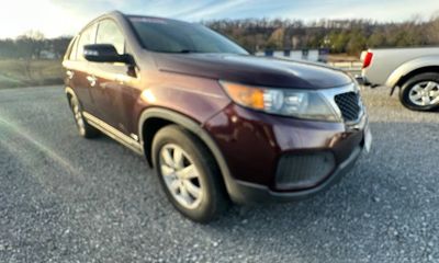 2012 Kia Sorento GL Middle LOW