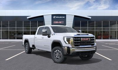 2026 GMC Sierra HD SLT