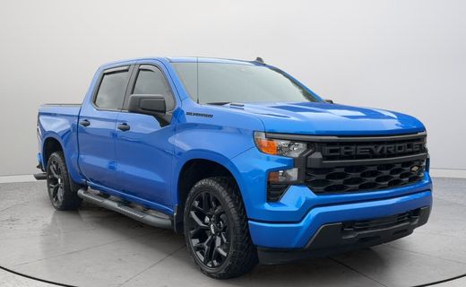 2025 Chevrolet Silverado Custom