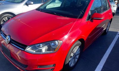 2016 Volkswagen Golf