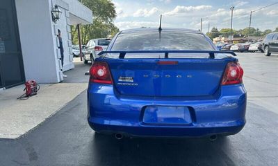 2012 Dodge Avenger SE
