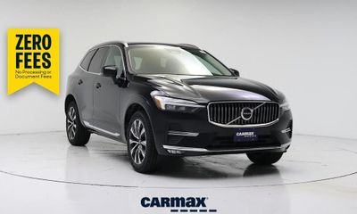 2023 Volvo XC60 Plus Bright