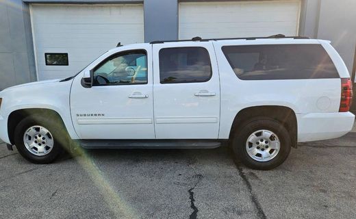 2014 Chevrolet Suburban LS