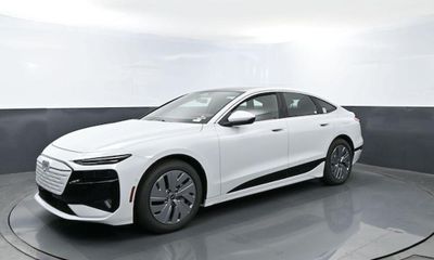 2025 Audi A6 E Tron 60