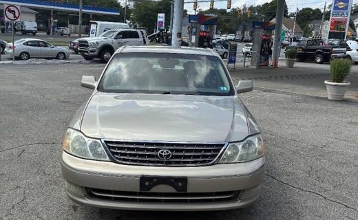 2004 Toyota Avalon XL