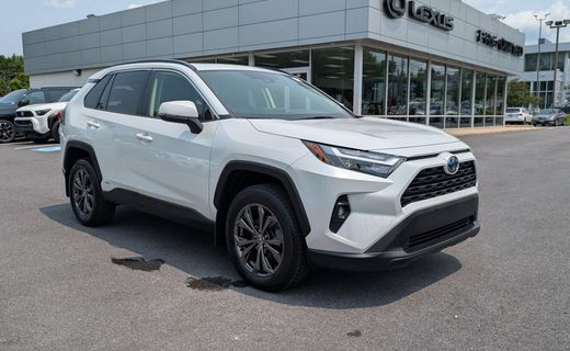 2023 Toyota RAV4 XLE Premium