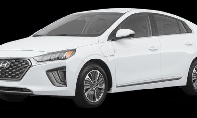 2020 Hyundai Ioniq SE