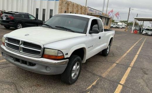 2000 Dodge Dakota Base