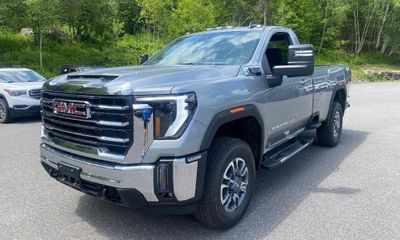 2026 GMC Sierra HD SLE