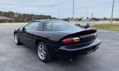 2002 Chevrolet Camaro Z28